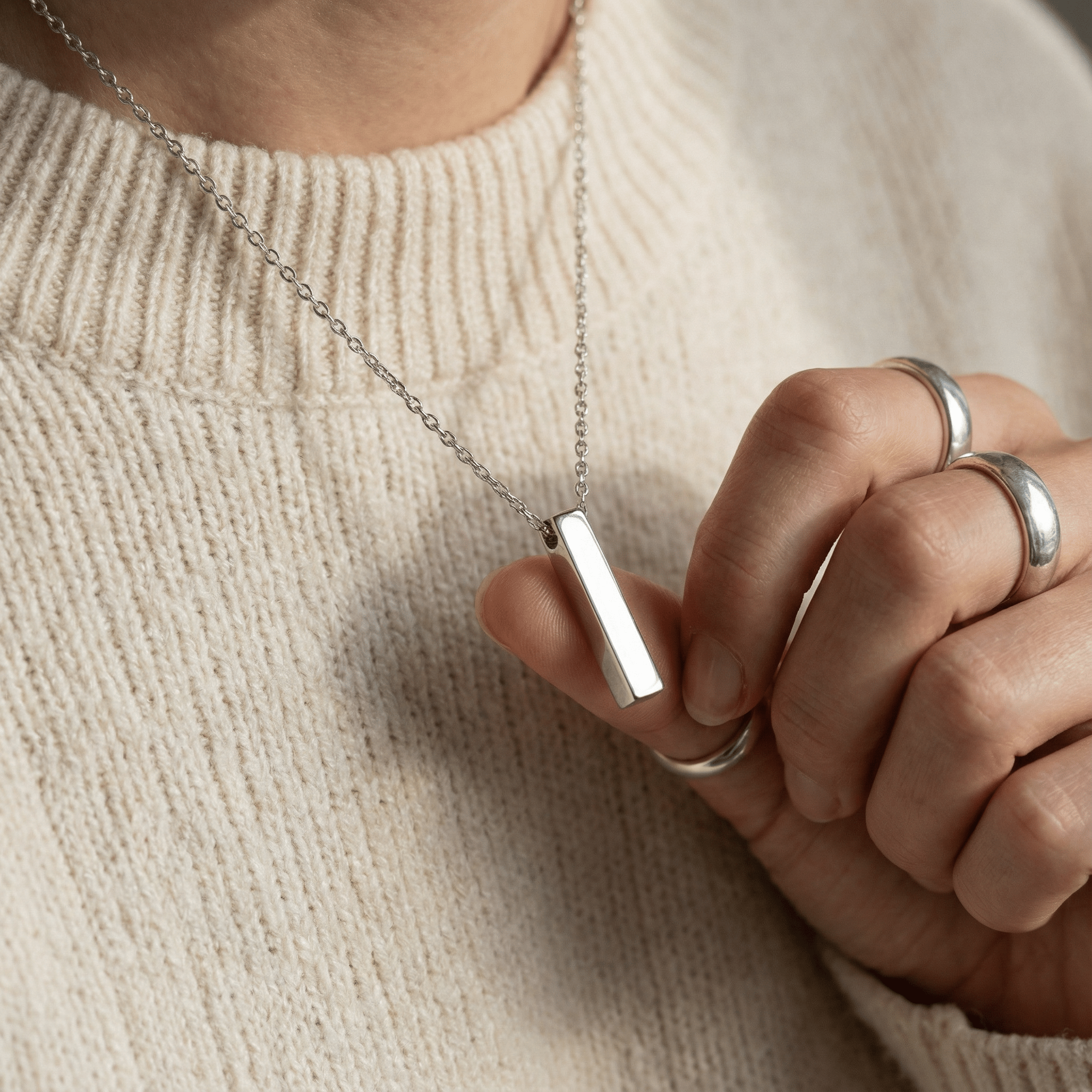 Solace Bar Cremation Necklace | Silver