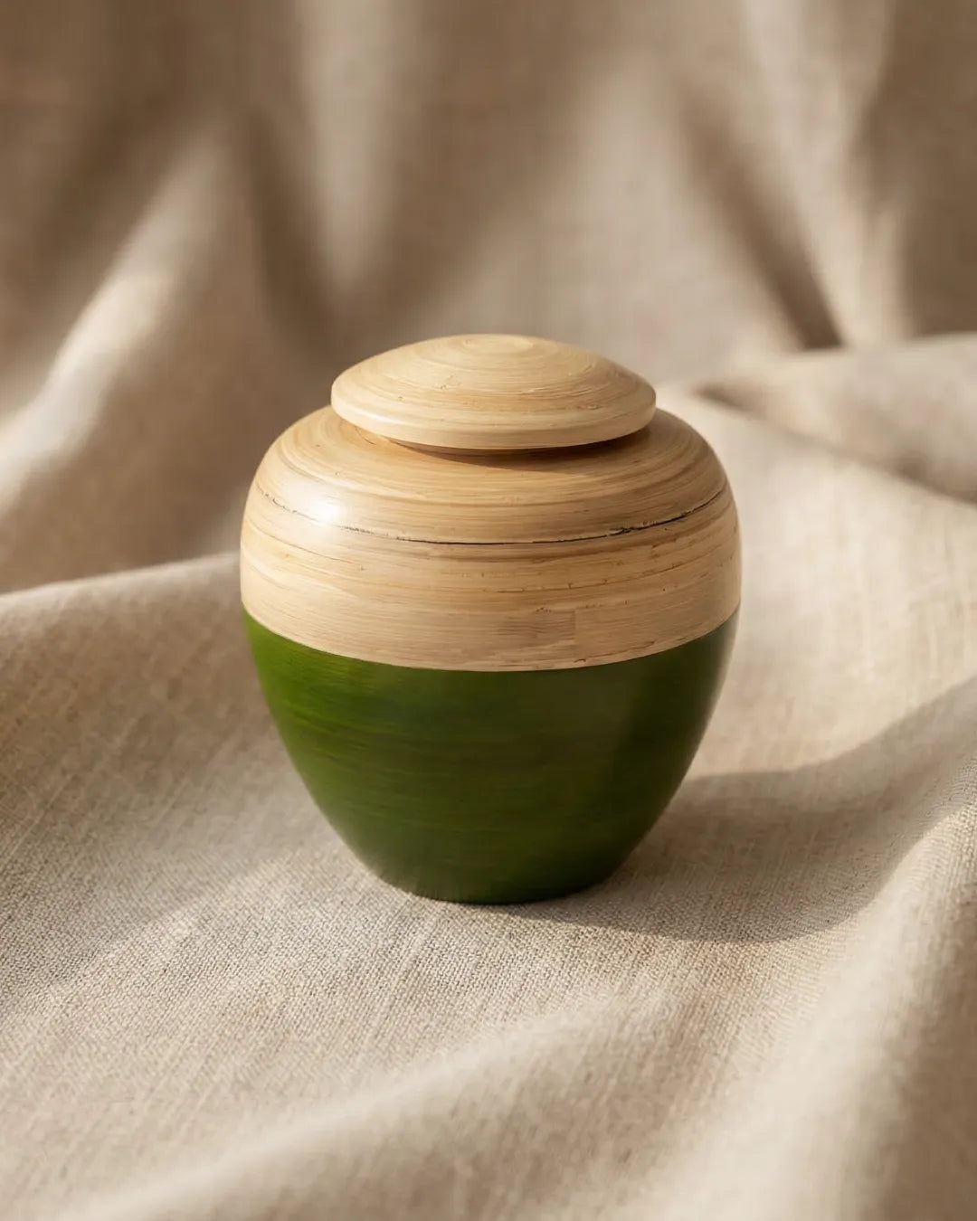 The Grove Urn