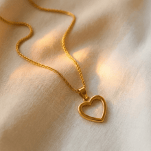 Hollow Heart Pendant Necklace | Gold
