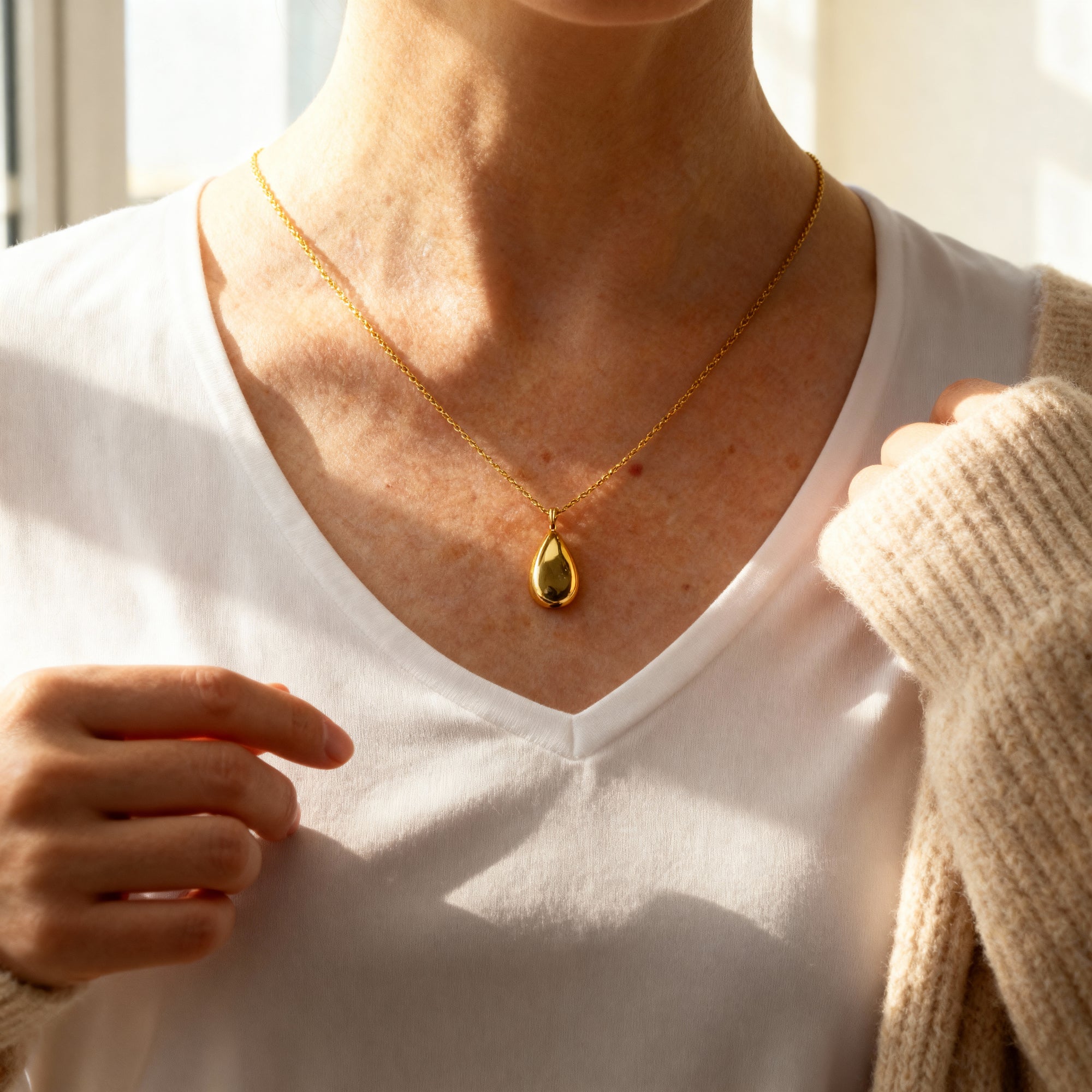 Arden Drop Cremation Necklace | Gold