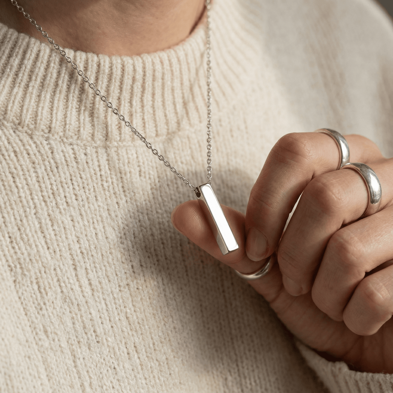 Solace Bar Cremation Necklace | Silver